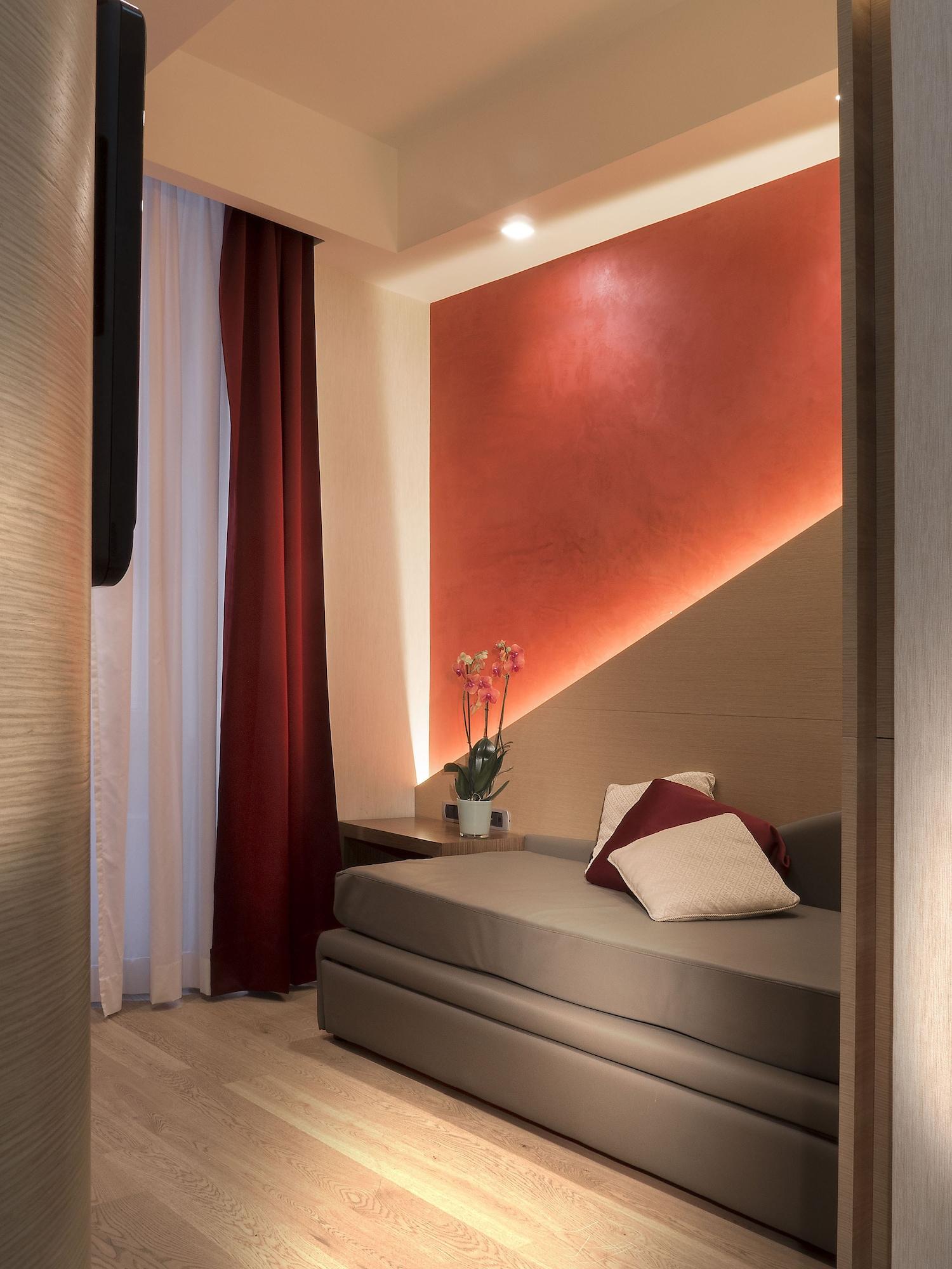 Diana Roof Garden 4*