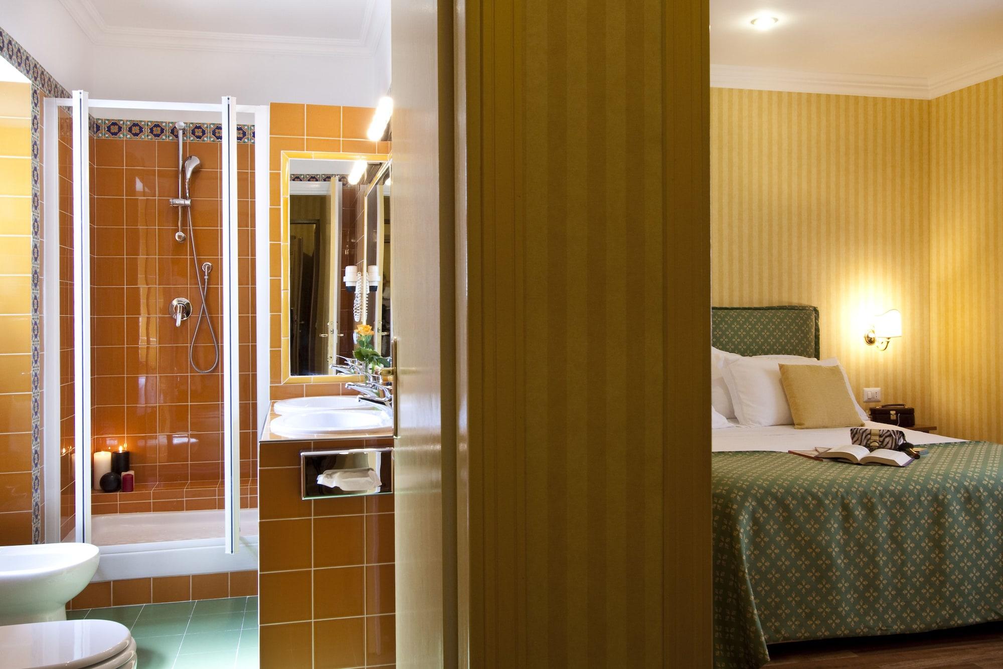Diana Roof Garden Hotel 4*