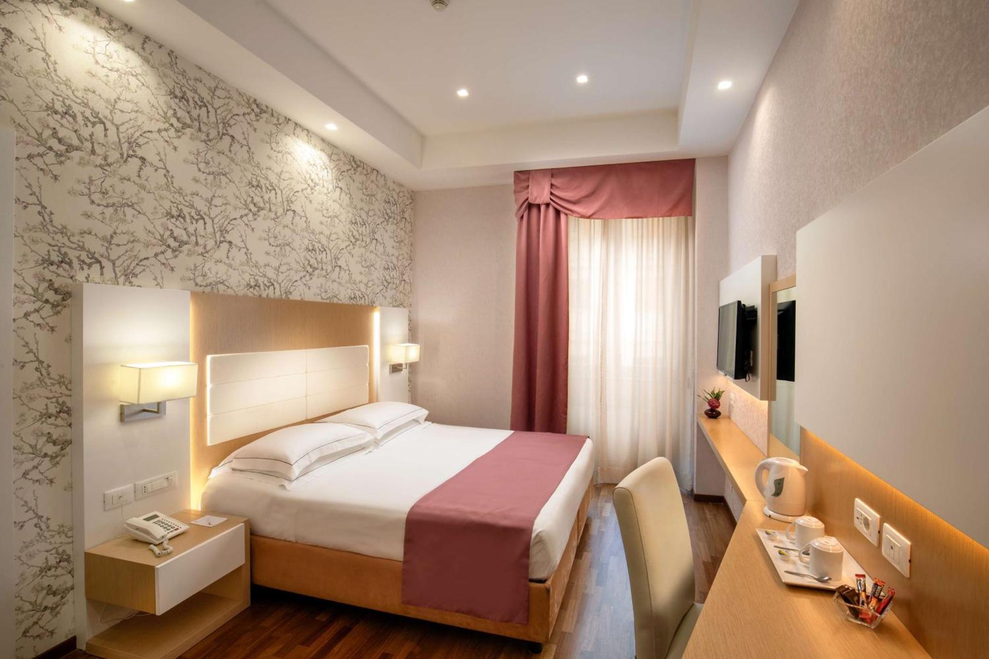 Hotel Diana Roof Garden 4*