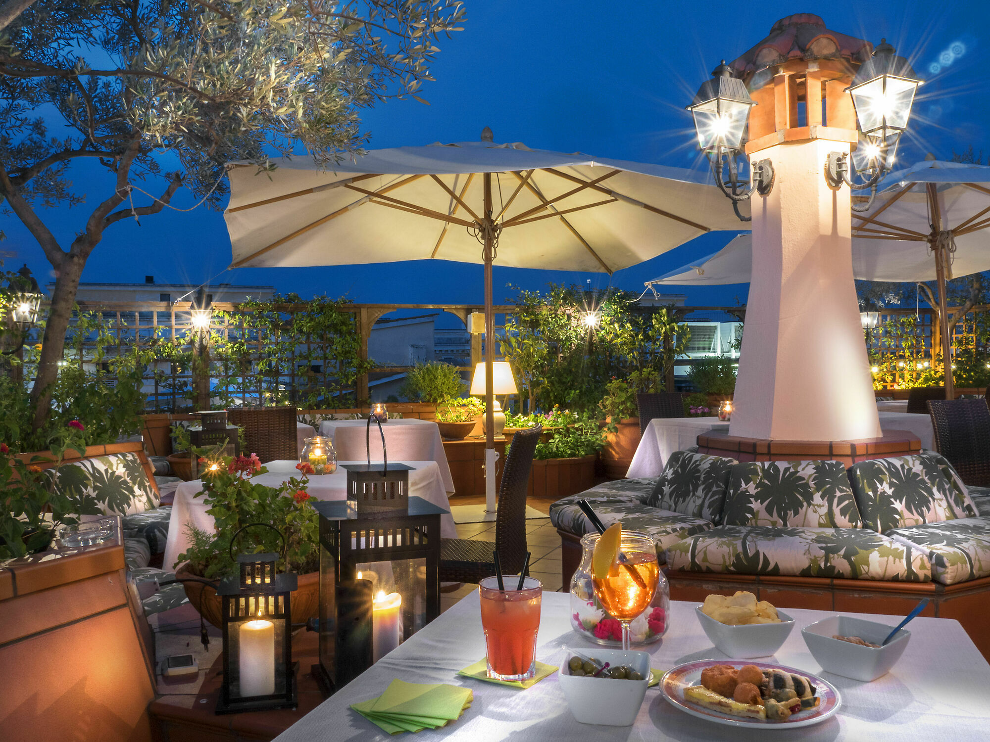 Diana Roof Garden Hotel 4*